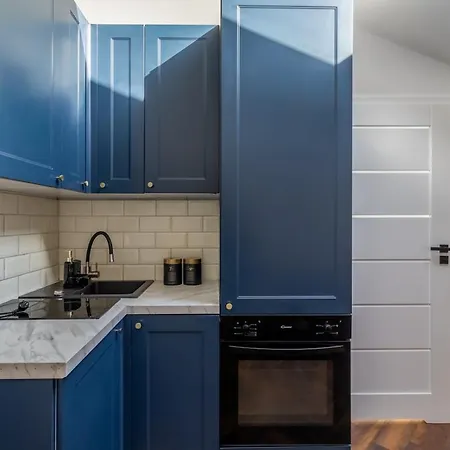 Close-golden Waw - Old Town - Marcinkowskiego #2 Варшава